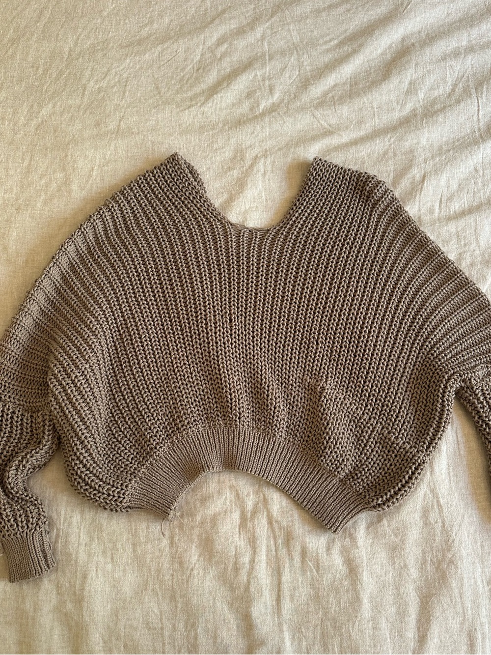 VICI Chunky Knit Cropped Sweater Taupe Small - Picture 4 of 5